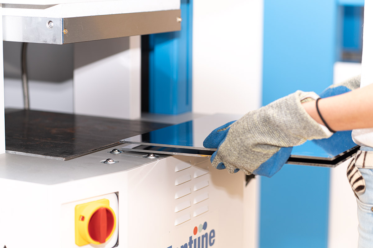 Fontijne Presses sample placement Fontijne Presses sample placement